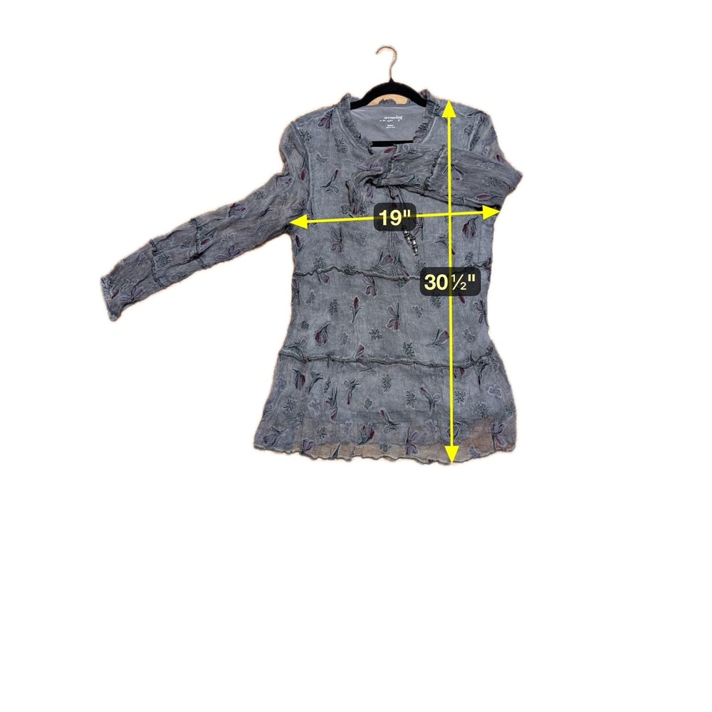 Floral Embroidered Gray Top - Picture 7 of 7